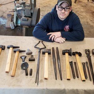 Meet your Posher, Mak